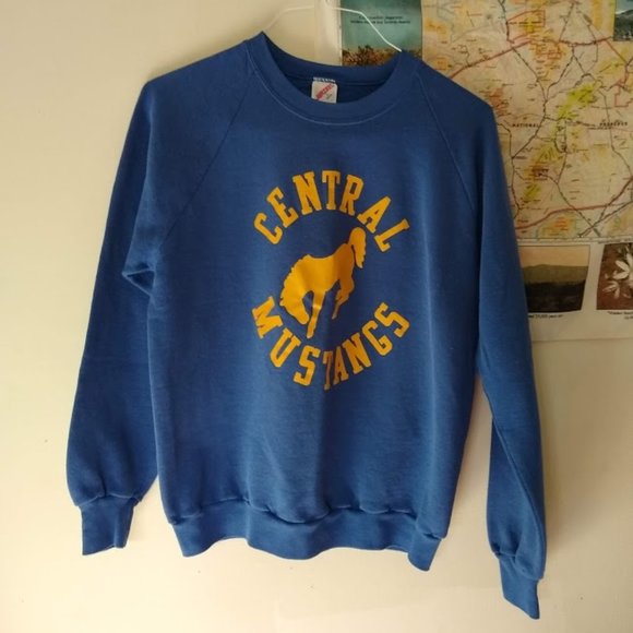 Vintage Tops - Vintage Crew Neck Sweatshirt Central Mustangs
